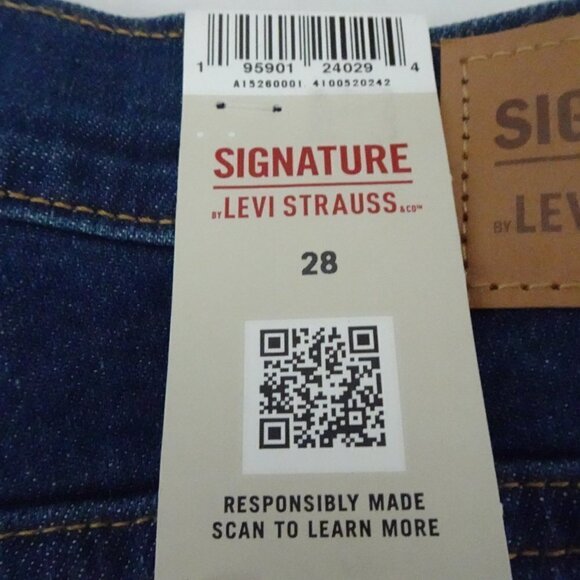 Levi Strauss Signature Jeans Women's Plus Size 28 Blue Stretch Denim Straight - Picture 7 of 10
